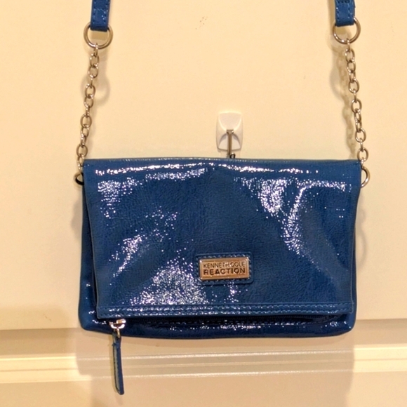 EUC Kenneth Cole Reaction Adjustable Blue Patent PVC Fold Over Purse - Picture 3 of 6